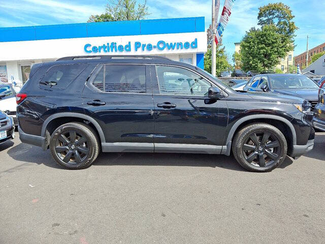 2025 Honda Pilot Black Edition
