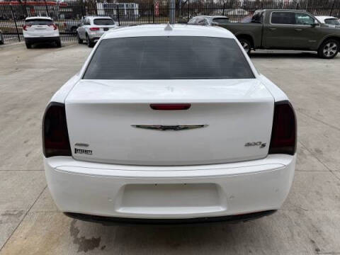 2017 Chrysler 300 S Alloy Edition
