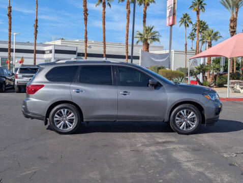 2020 Nissan Pathfinder SV