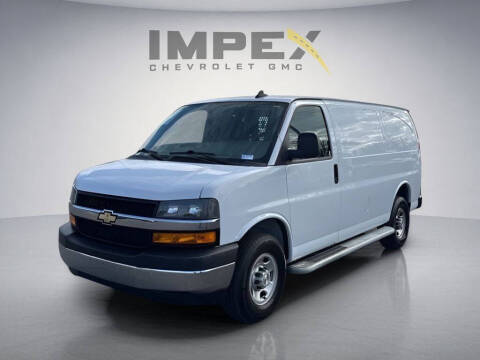 2024 Chevrolet Express 2500