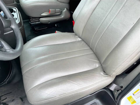 2024 GMC Savana 2500