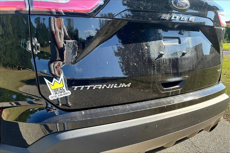 2021 Ford Edge Titanium