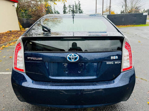 2012 Toyota Prius Three
