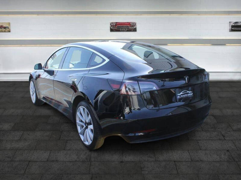 2019 Tesla Model 3 Standard Range Plus