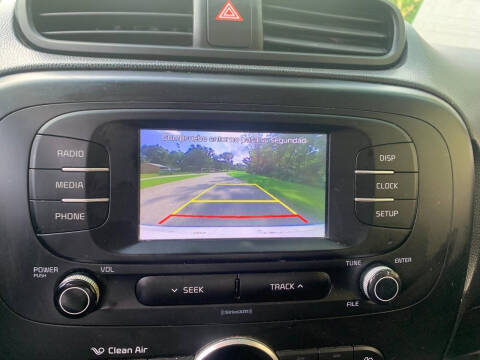2017 Kia Soul +