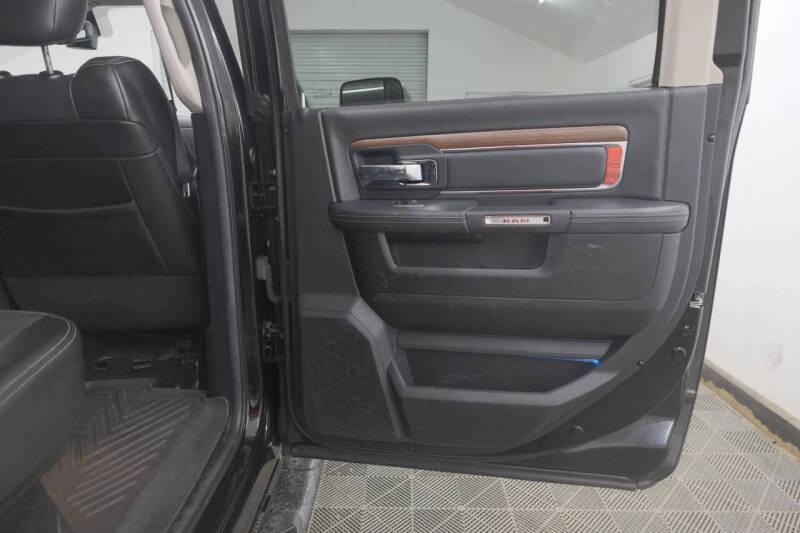 2014 RAM 3500 Laramie