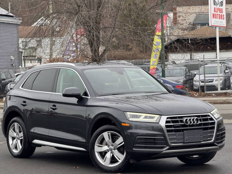 2018 Audi Q5 S Line Premium Plus's photo