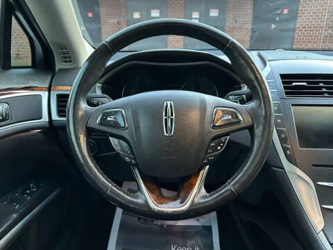 2013 Lincoln MKZ