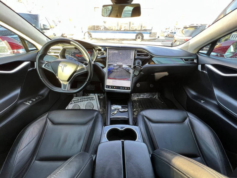 2016 Tesla Model S 85D