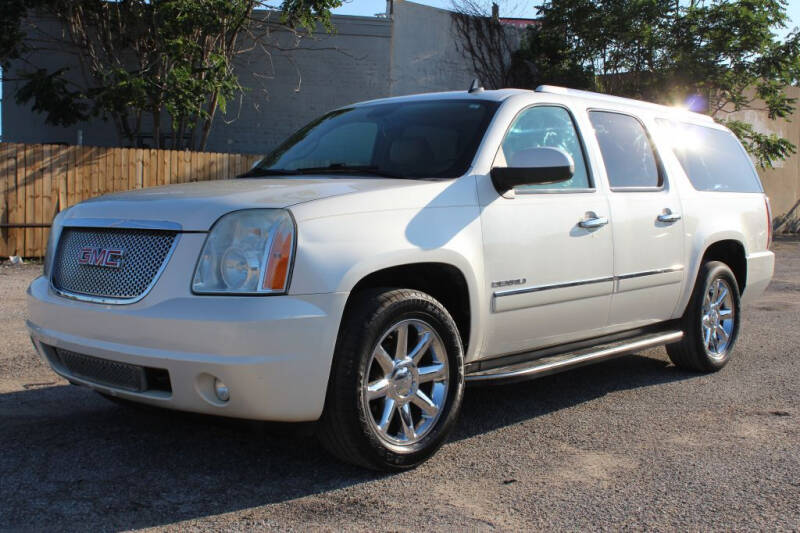 2012 GMC Yukon XL for sale at IMD Motors Inc in Garland TX