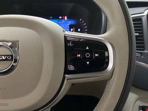 2025 Volvo XC90 B5 Core Bright Theme