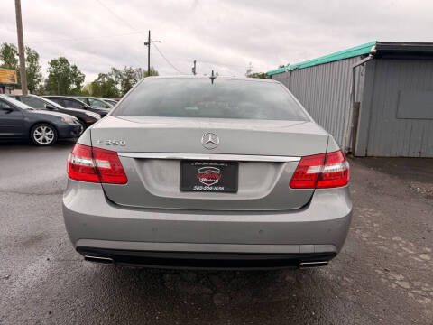 2010 Mercedes-Benz E-Class