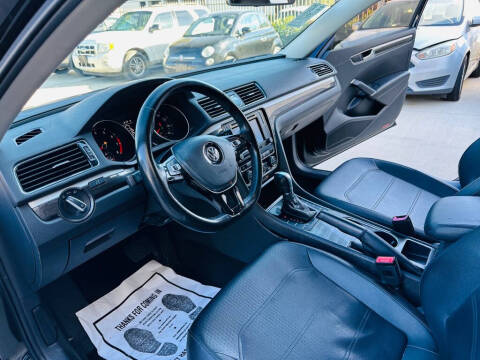 2016 Volkswagen Passat