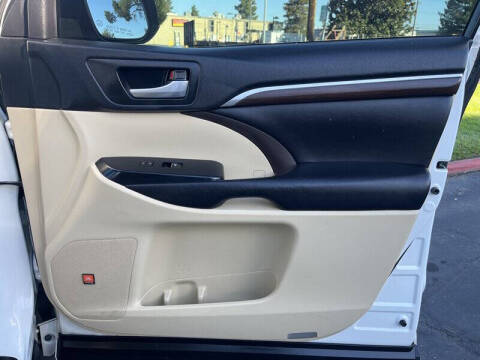 2016 Toyota Highlander Limited