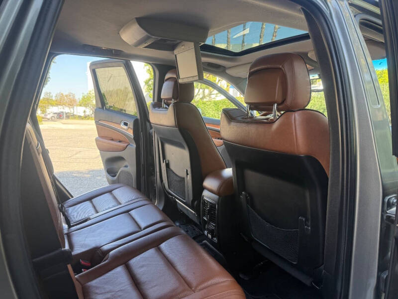 2012 Jeep Grand Cherokee Overland Summit