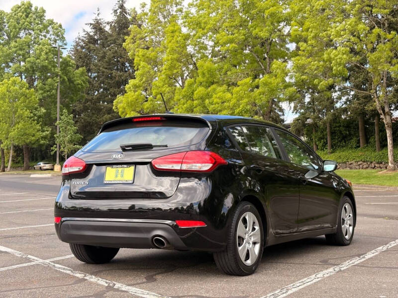 2016 Kia Forte5 LX