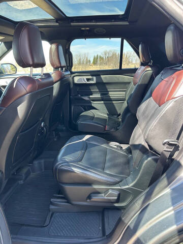 2020 Ford Explorer Platinum