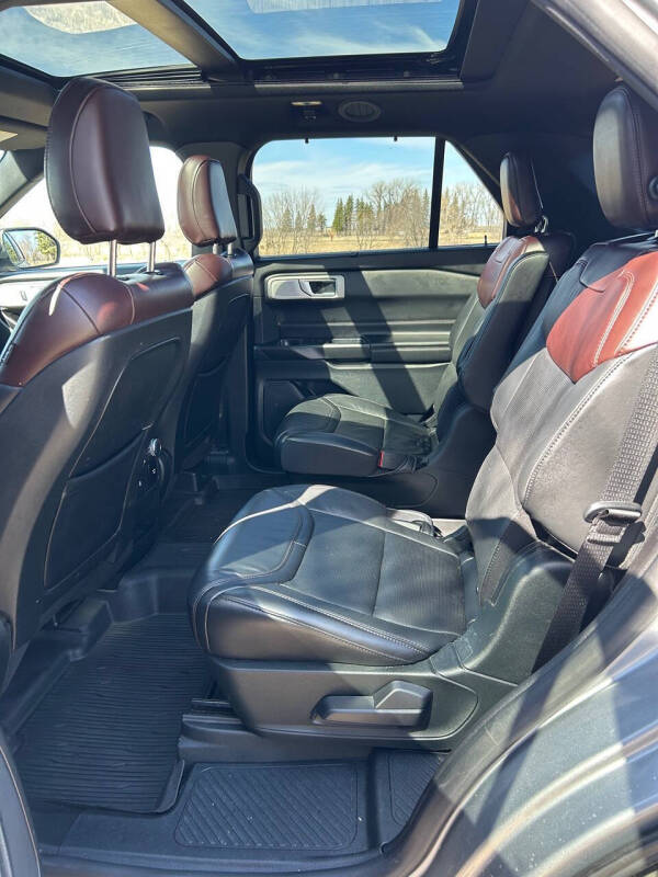 2020 Ford Explorer Platinum