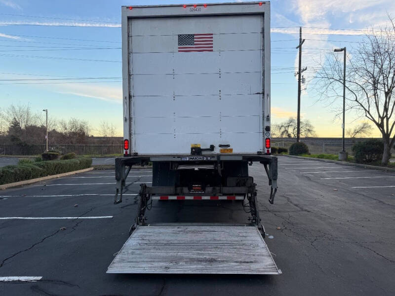 2019 International DuraStar 4300