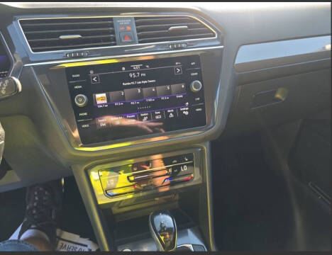 2023 Volkswagen Tiguan SE R-Line Black