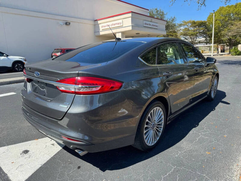 2018 Ford Fusion SE