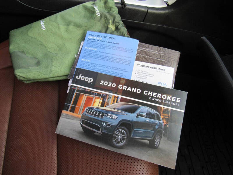 2020 Jeep Grand Cherokee Summit