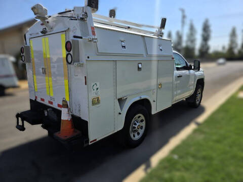 2015 Chevrolet Silverado 3500HD CC