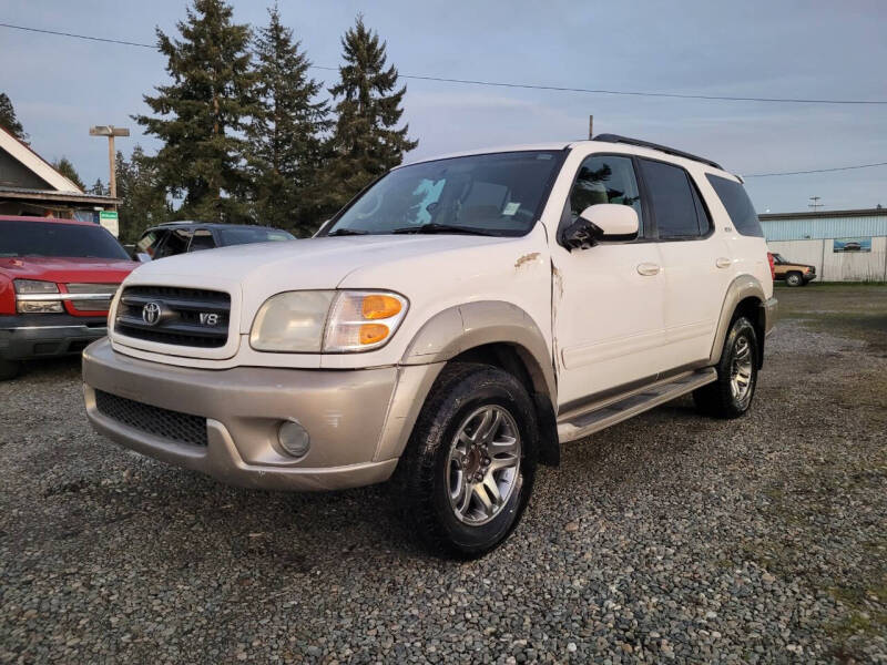 2004 Toyota Sequoia SR5
