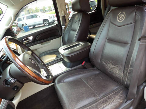 2013 Cadillac Escalade ESV Platinum Edition