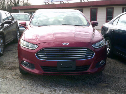 2014 Ford Fusion for sale at Clancys Auto Sales in South Beloit IL