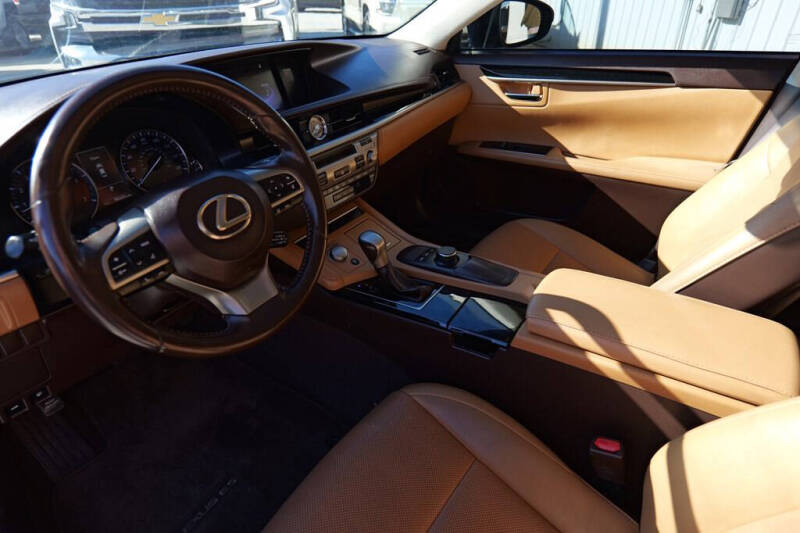 2017 Lexus ES 350