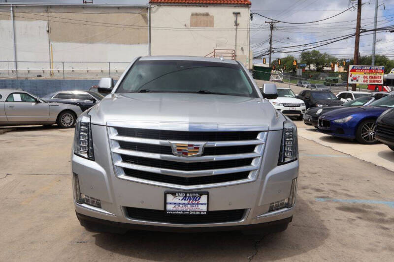 2017 Cadillac Escalade Luxury