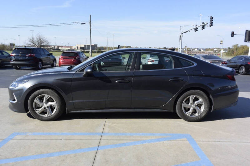 2022 Hyundai Sonata SE