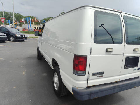 2013 Ford E-Series E-350 SD XL
