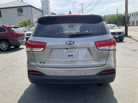 2017 Kia Sorento LX