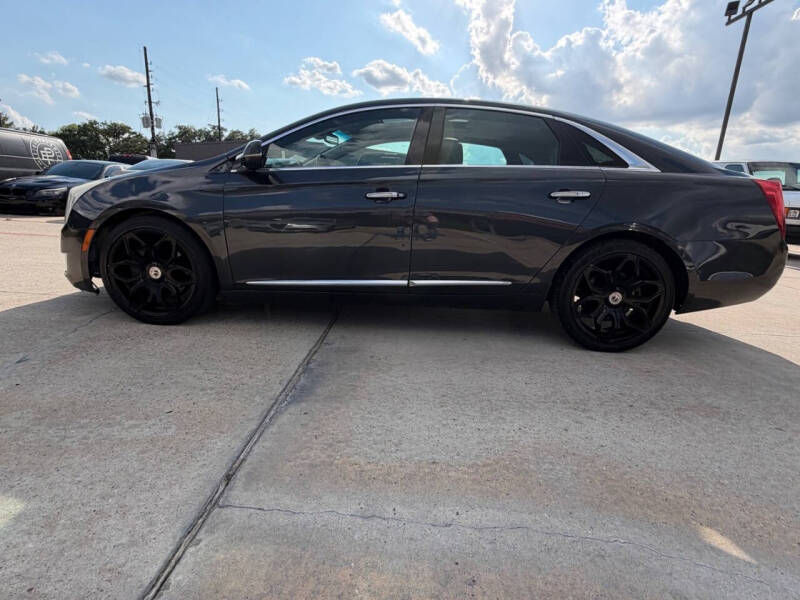 2013 Cadillac XTS Luxury Collection