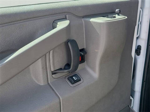 2021 Chevrolet Express 2500