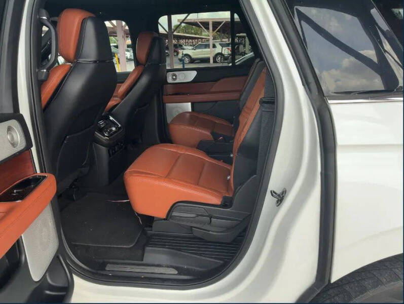 2021 Lincoln Navigator L Reserve