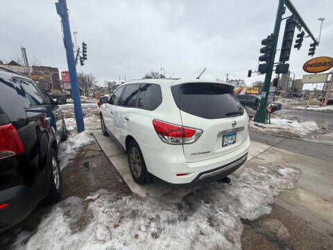 2014 Nissan Pathfinder S