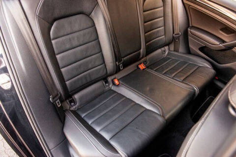 2017 Volkswagen Golf R 4Motion