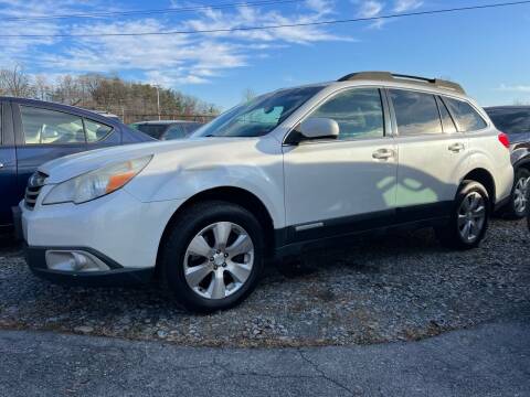 2012 Subaru Outback for sale at Auto Warehouse in Poughkeepsie NY