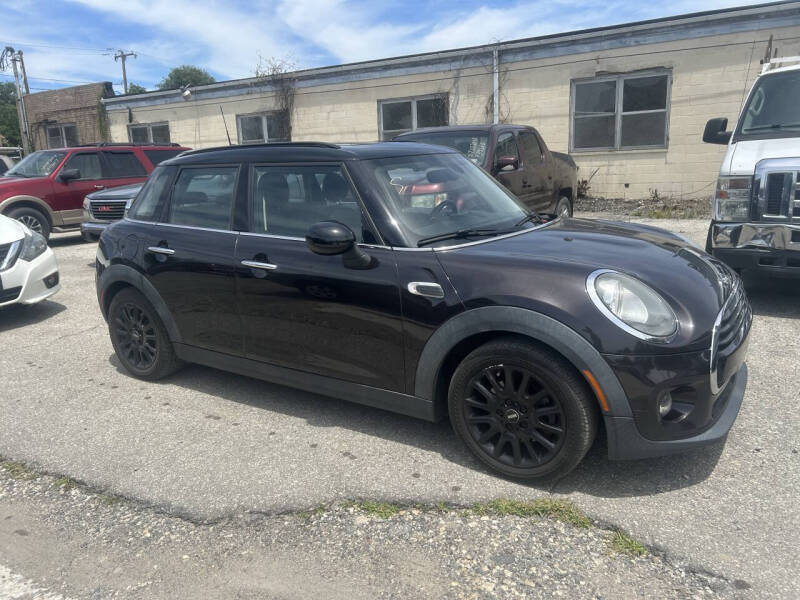 2016 MINI Hardtop 4 Door Cooper