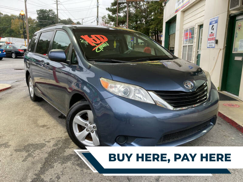 2014 Toyota Sienna for sale at Automan Auto Sales, LLC in Norcross GA