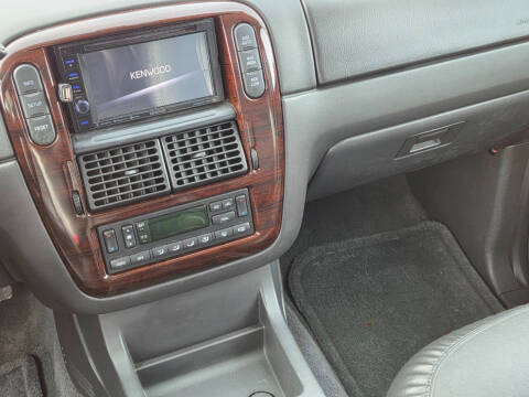 2004 Ford Explorer Limited