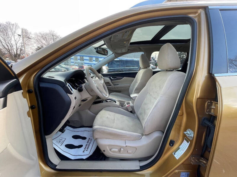 2015 Nissan Rogue SV