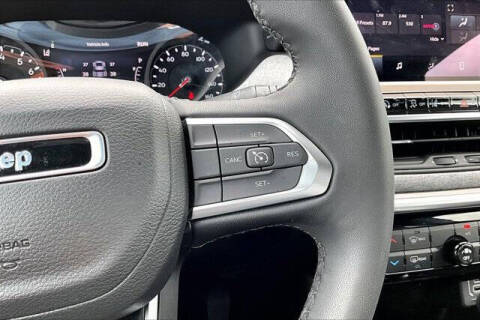 2023 Jeep Compass Latitude Lux
