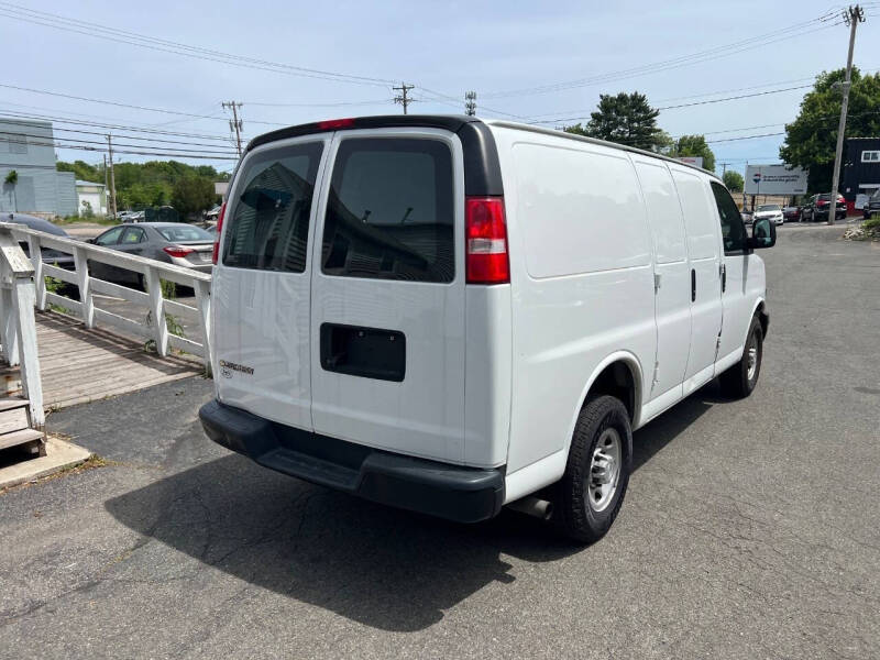 2019 Chevrolet Express 2500