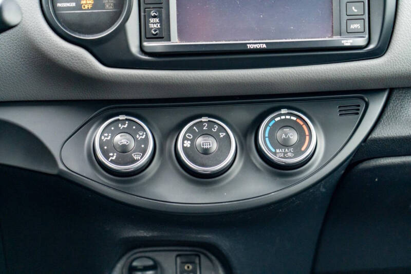 2015 Toyota Yaris