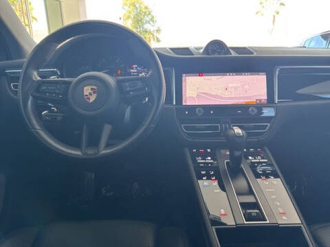 2023 Porsche Macan