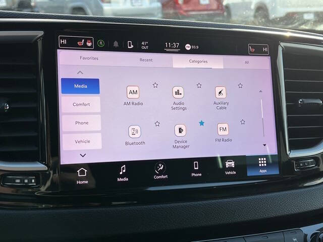 2022 Chrysler Pacifica Touring L